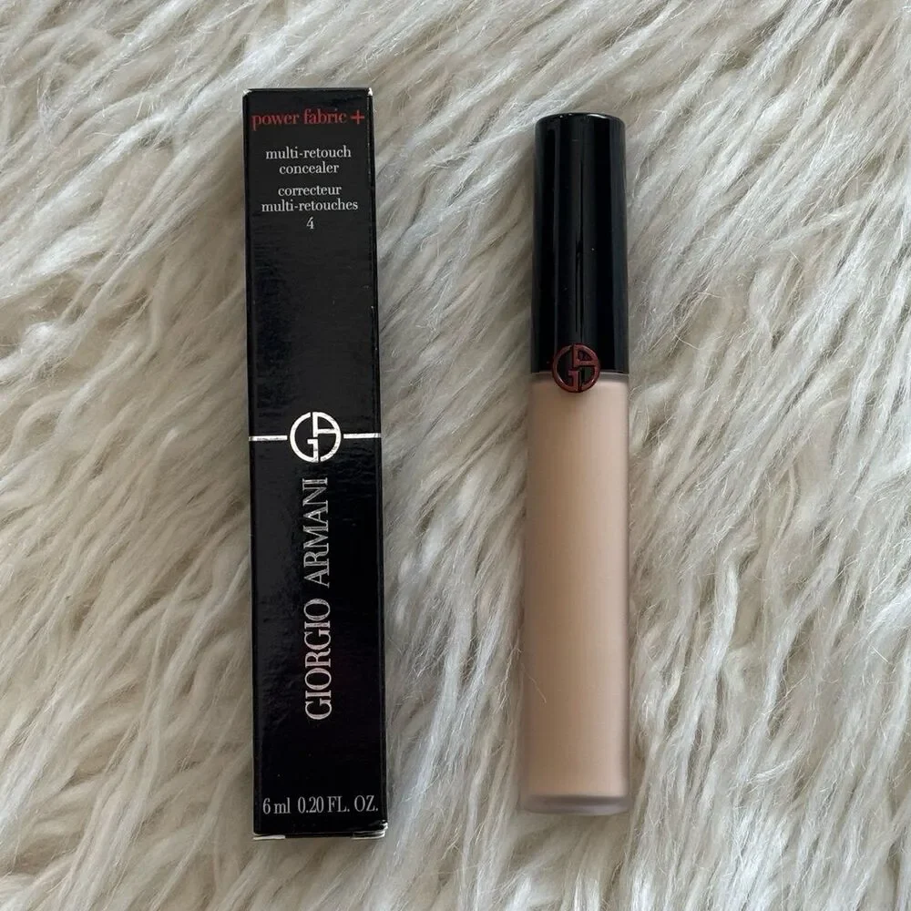 Giorgio Armani Beauty Power Fabric Concealer 4